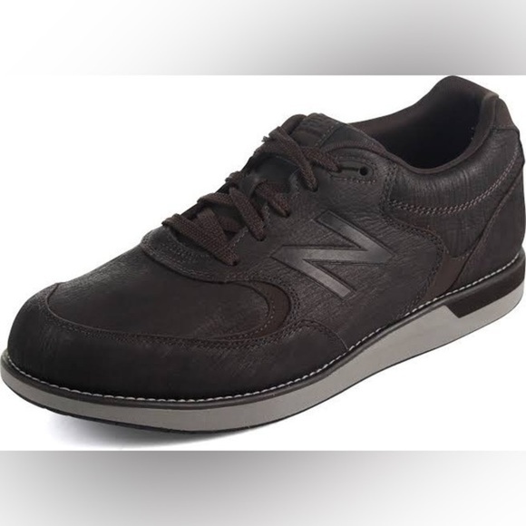 New Balance Other - New Balance 985 Walking Shoes size 11